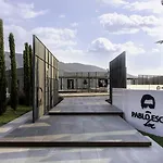 Hotel Lujo Bodrum 5*